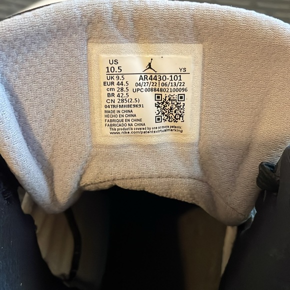 Barely worn really good condition